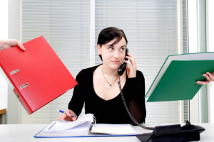 При работе по совместительству не будут отказывать в выплатах при сокращении на основной работе.