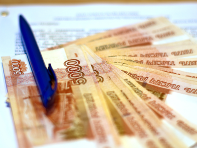Штраф в 400 000 рублей за иностранного продавца в нестационарной торговой точке — прецедент правоприменения