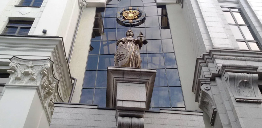 ВС указал на невозможность взыскания договорных убытков по недействительному контракту